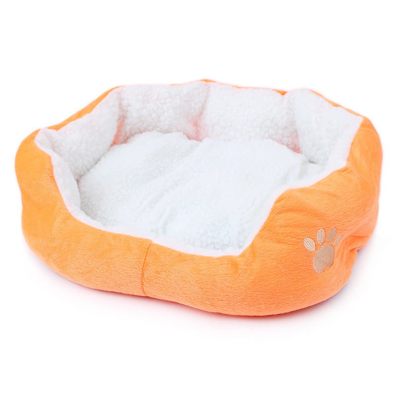 JMT-693130 Small Pet Bed in Soft Fleece Material for Puppies and Kittens - 50x40 cm