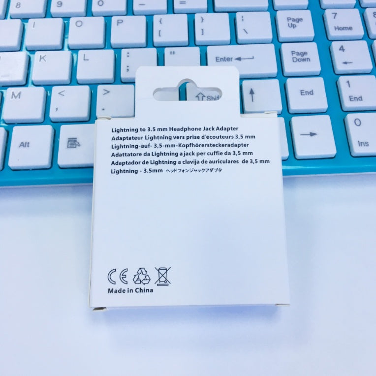 JMT-696458 Lightning to 3.5mm Audio Adapter Compatible with iPhone 7, 7 Plus, 6, 6 Plus - Low Loss Transmission