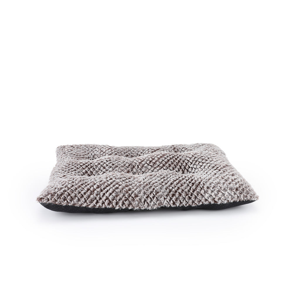 JMT-714698 Non-Slip Short-Haired Pineapple Wool Doghouse with Cozy Pet Pad - Multiple Colors Available
