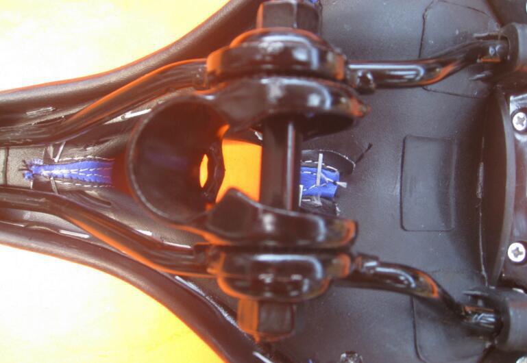 JMT-733706 Hollow Design Comfortable Mountain Bike Seat for Enhanced Riding Experience