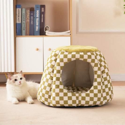 JMT-739402 Cozy Winter Cat House - Closed Kennel for Small Dogs & Cats Under 7 kg