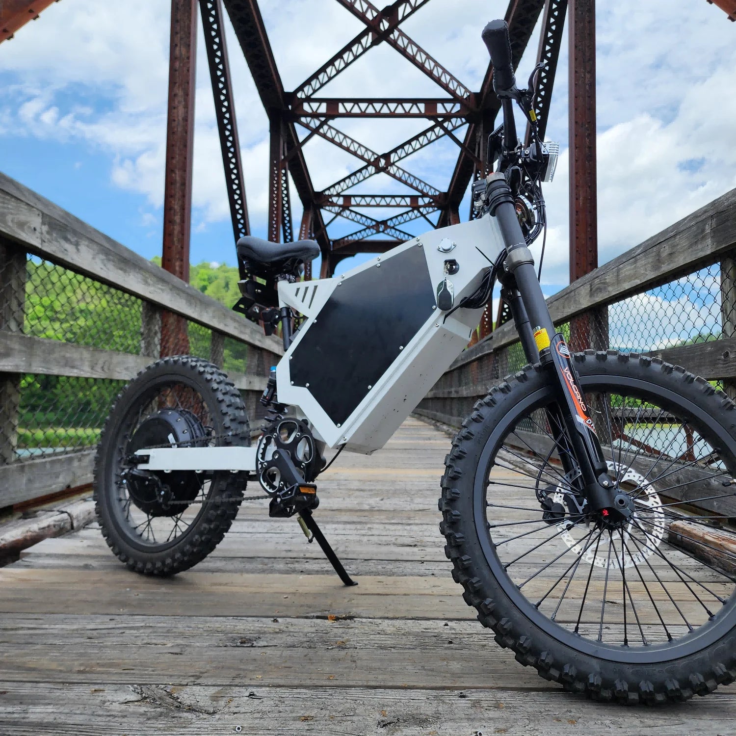 JMT-742154 Super Power 3000 12000 Electric Dirt Bike for Adults - Outdoor Mountain Riding , Top Speed 27.9 mph