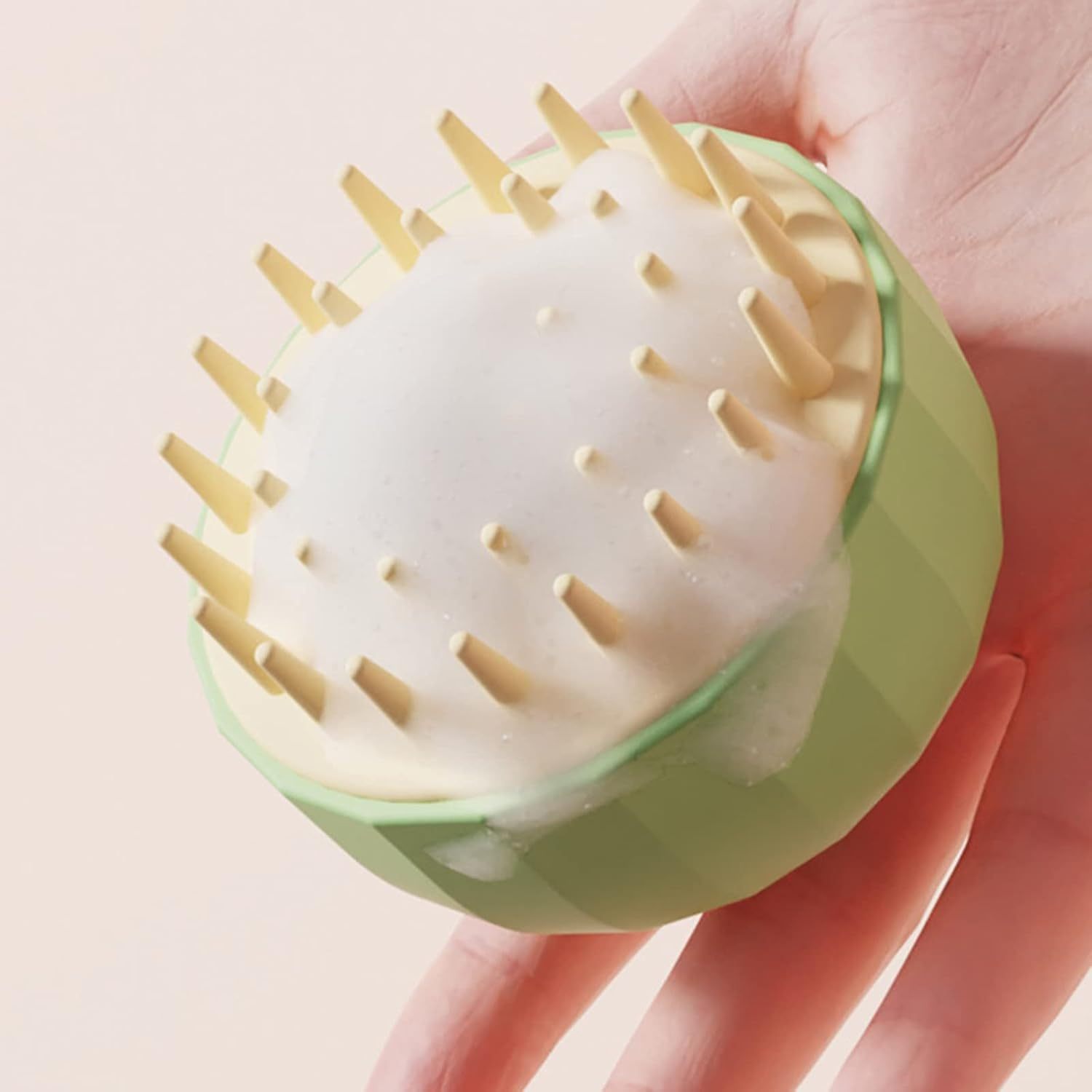 JMT-749130 Pet Shampoo Brush for Dogs and Cats - 3-in-1 Bathing, Massaging, and Grooming Tool with Hair Removal Features