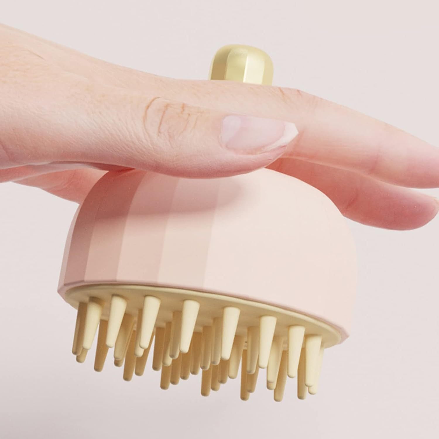 JMT-749130 Pet Shampoo Brush for Dogs and Cats - 3-in-1 Bathing, Massaging, and Grooming Tool with Hair Removal Features