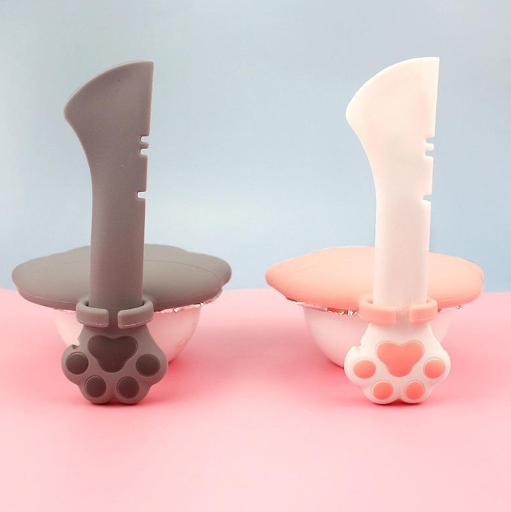 JMT-749322 Pet Food Spoon and Can Opener Set for Cats and Dogs - Multi-Functional Silicone Accessory with Reusable Lids and Easy Scoop Design