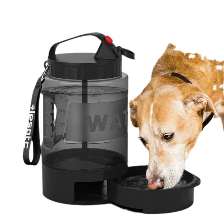 JMT-750474 Large Capacity 2.2L Dog Water Bottle – Portable Outdoor Drinking Kettle for Pets