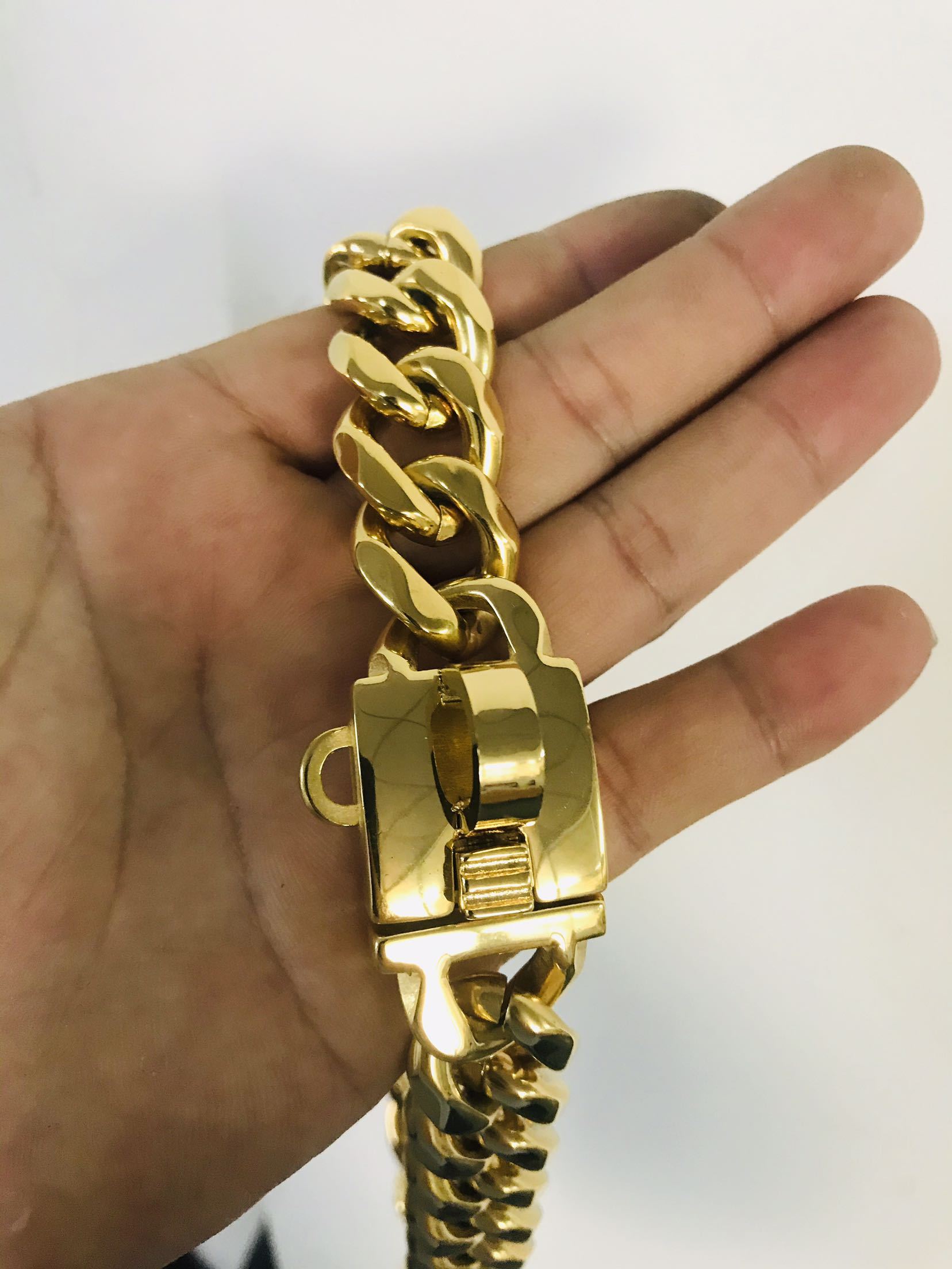 JMT-753418 Durable 19mm Adjustable Pet Collar for Comfort and Style