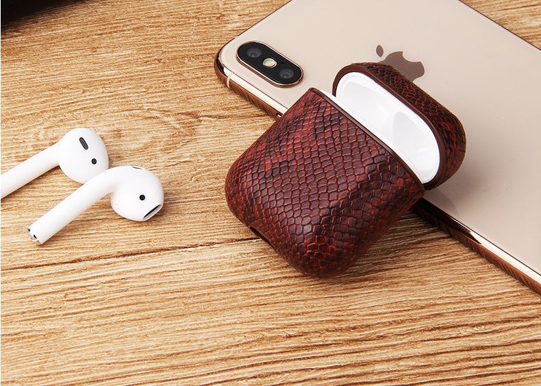 JMT-759498 Snakeskin Pattern Earphone Protector for iPhone Models, TPU and Leather Construction, Handmade Design