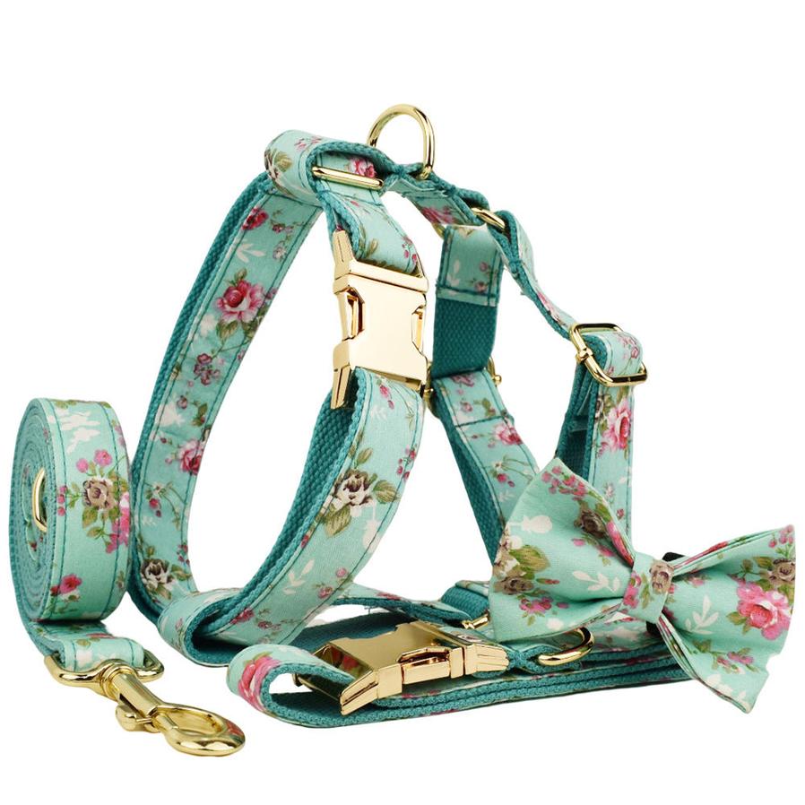 JMT-760010 Rose Dog Collar Set with Green Background and Detachable Bow