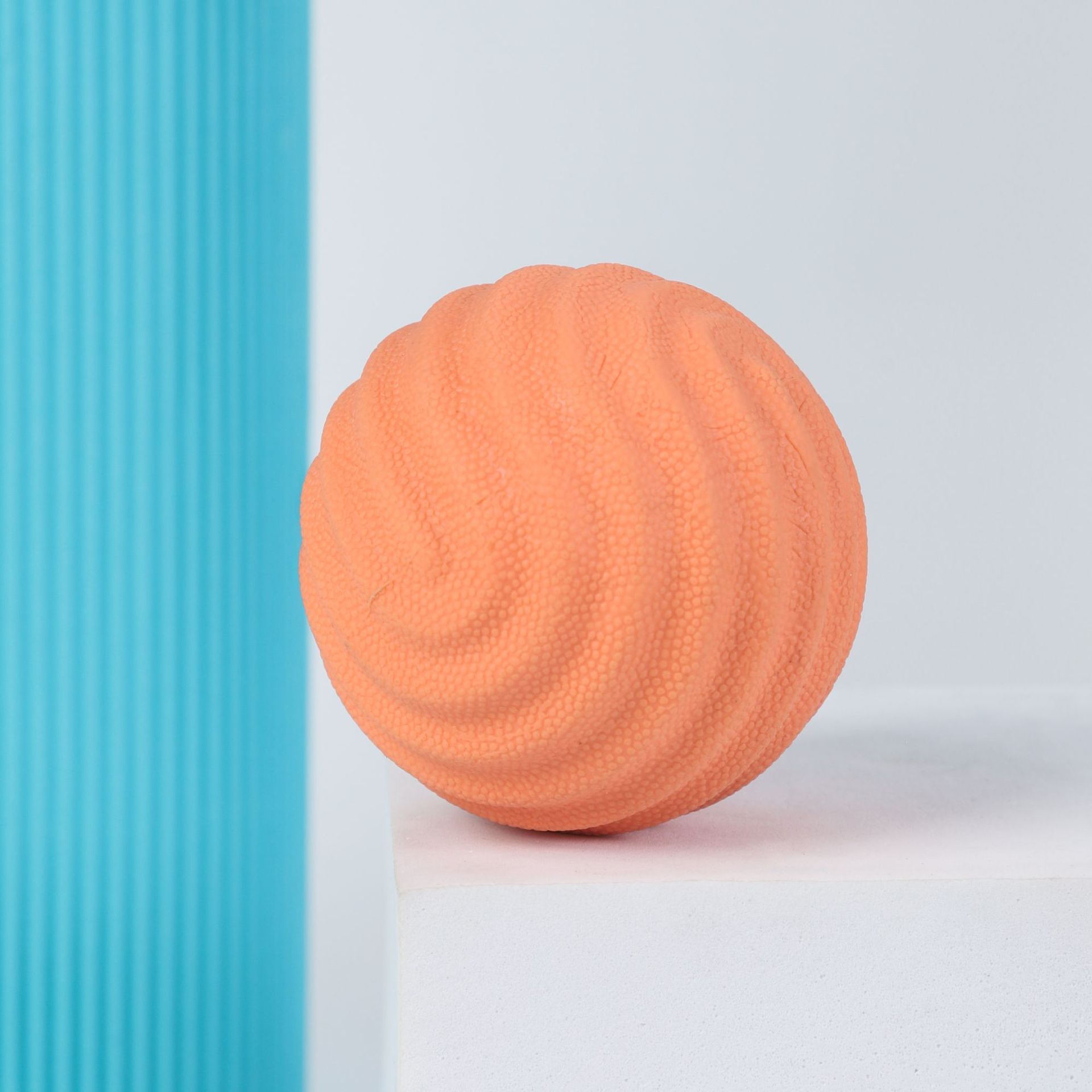 JMT-764106 Durable Large Rubber Training Ball for Dogs - Molar Chew Toy for Active Breeds