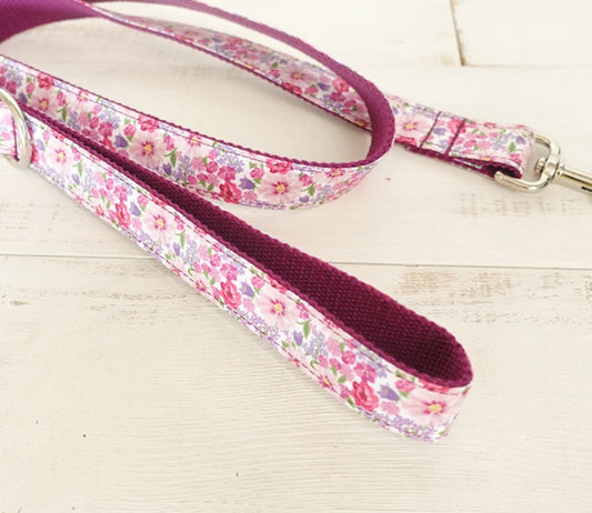 JMT-770058 Purple Floral Dog Leash in Cloth and Ribbon Material