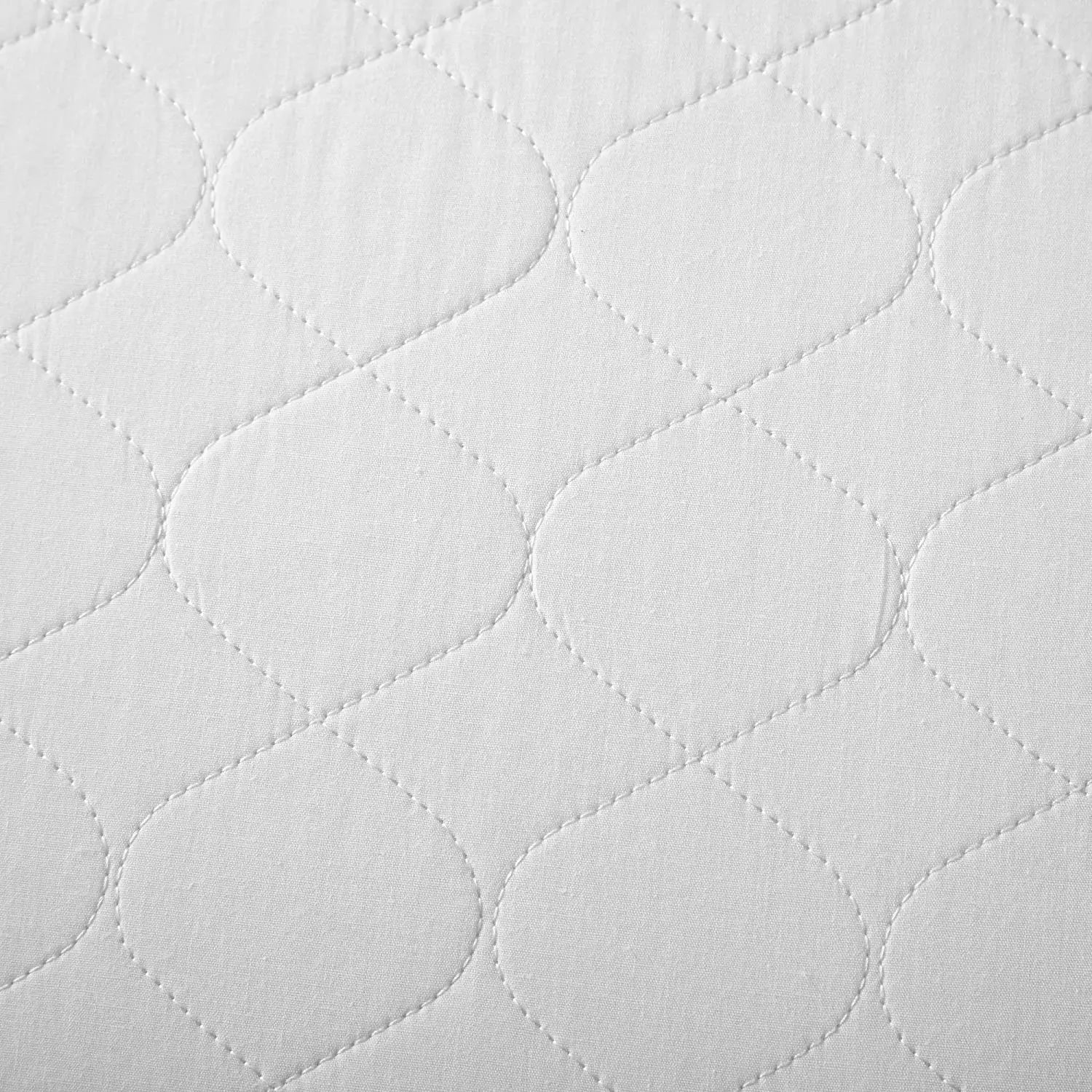 JMT-771786 Noiseless Waterproof Mattress Protector with Elastic Straps and Spring Pad Design