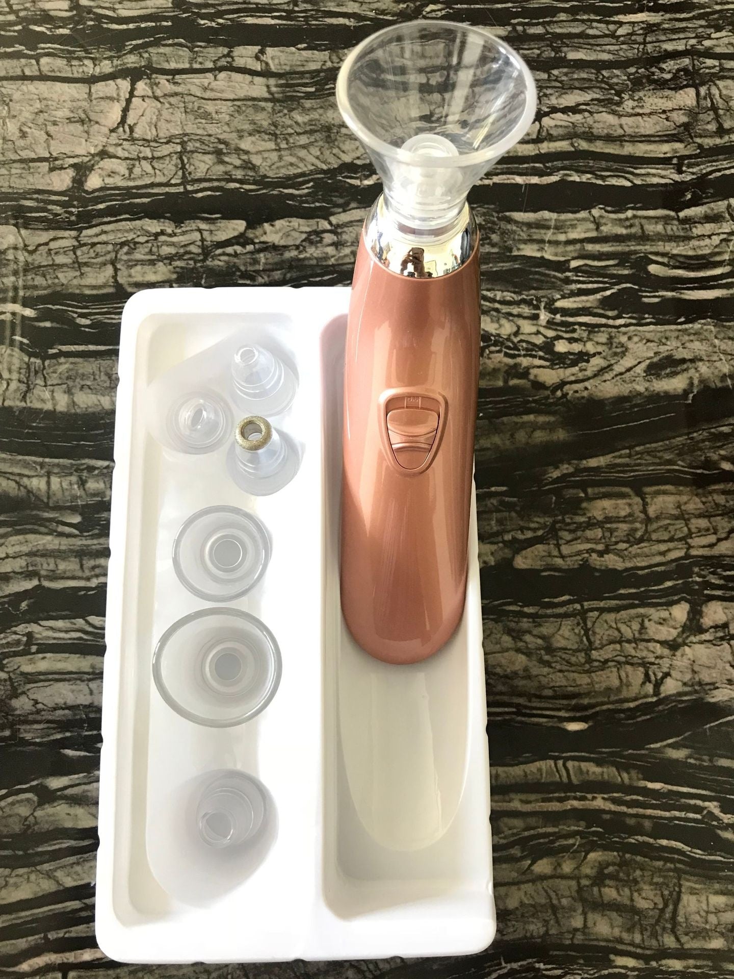 JMT-778762 Microcrystalline Blackhead Remover Pore Cleaner with 4 Suction Heads and Accessories