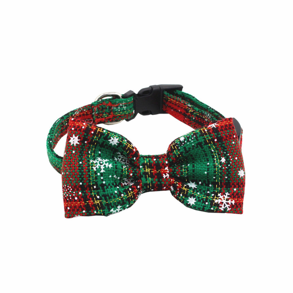 JMT-780426 Comfortable Polyester Dog Collar with Detachable Bowknot and Bell - Soft Velvet, Adjustable Size for Cats and Puppies, Snowflake Design