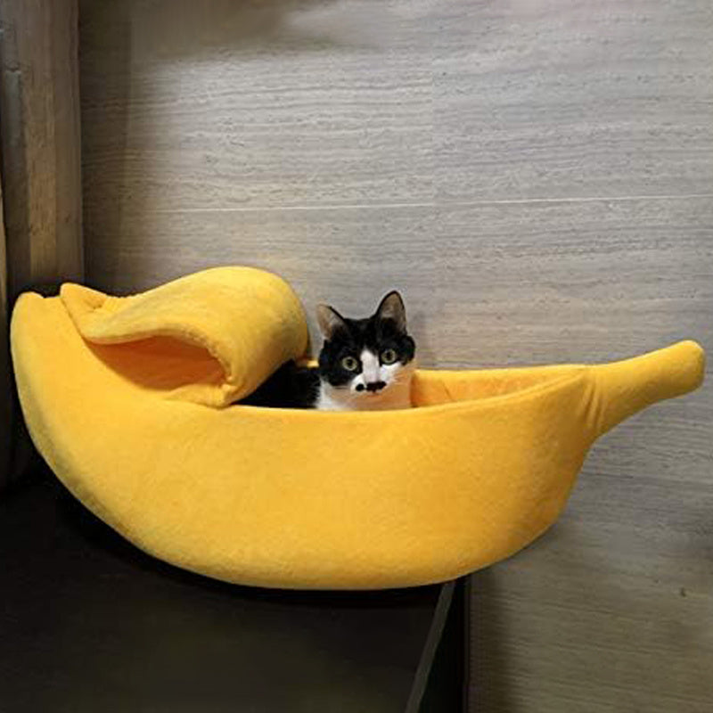 JMT-781898 Cozy Soft Banana-Shaped Cat Bed House for Cats, Kittens, Rabbits, and Small Dogs