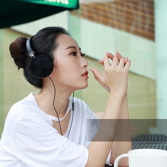 JMT-786698 Wired Bass Headphones with In-Line Microphone and 1.2m Cable - Excellent Sound Quality