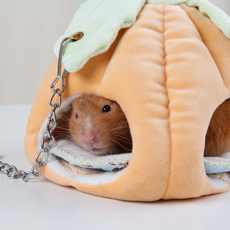 JMT-790282 Cozy Pumpkin Nest for Small Pets - Warm Cotton Sleeping Bag for Hamsters, Bears, and Gliders