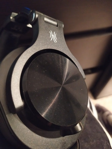 JMT-798218 40mm Over-Ear Headphones with 32Ω Impedance and 20Hz-20KHz Frequency Response