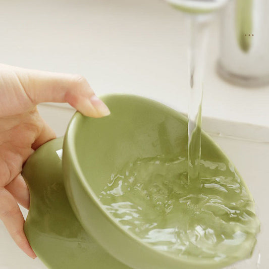 JMT-804810 Ceramic Cat Food Bowl with Slanted Design - Ideal for Comfortable Feeding and Water Access