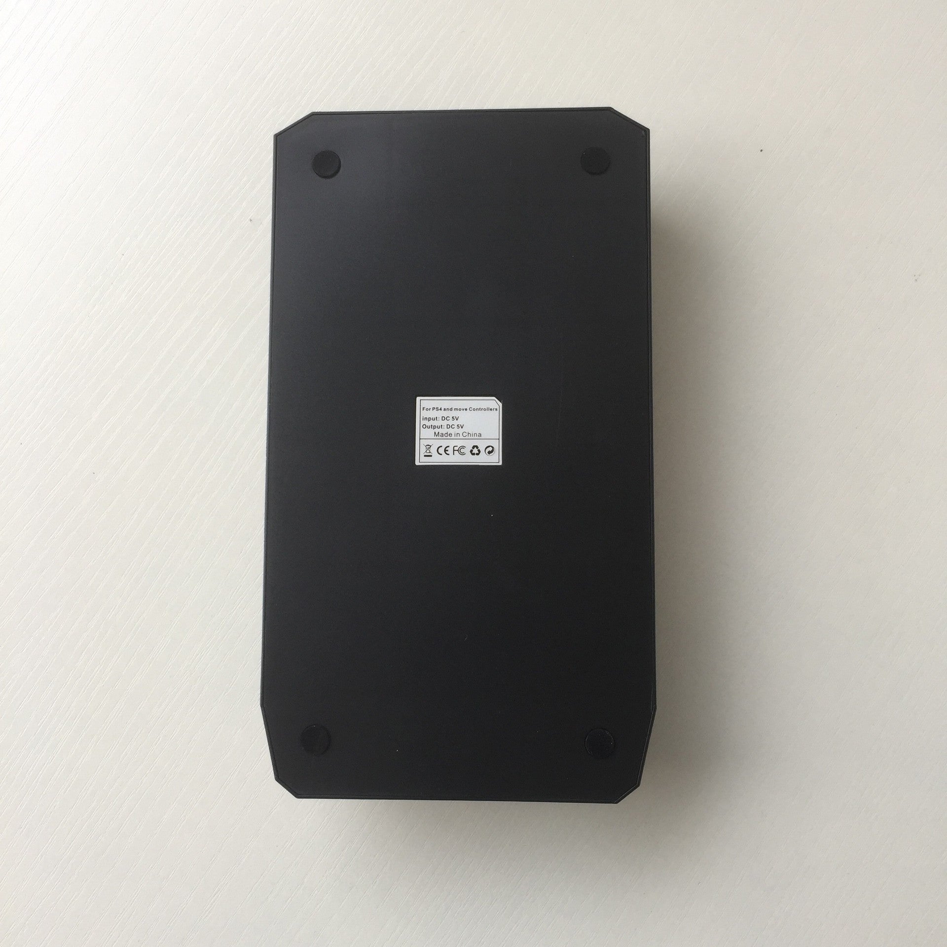 JMT-810698 Dual Charging Station for PS4 and PSmove Controllers