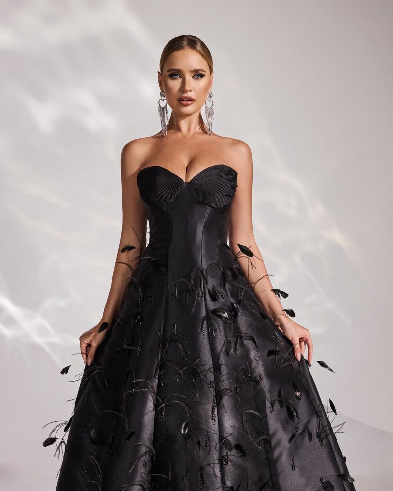 JMT-813770 Elegant Black Evening Gown for Women - Perfect for Formal Occasions and Special Events