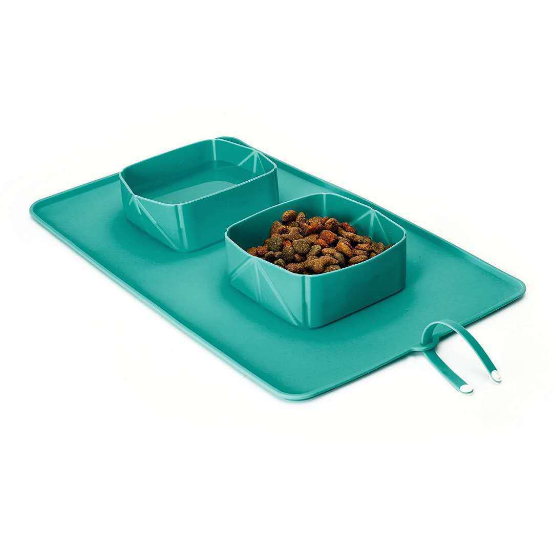 JMT-820618 Silicone Folding Pet Bowl with Non-Slip Base – Black and Blue