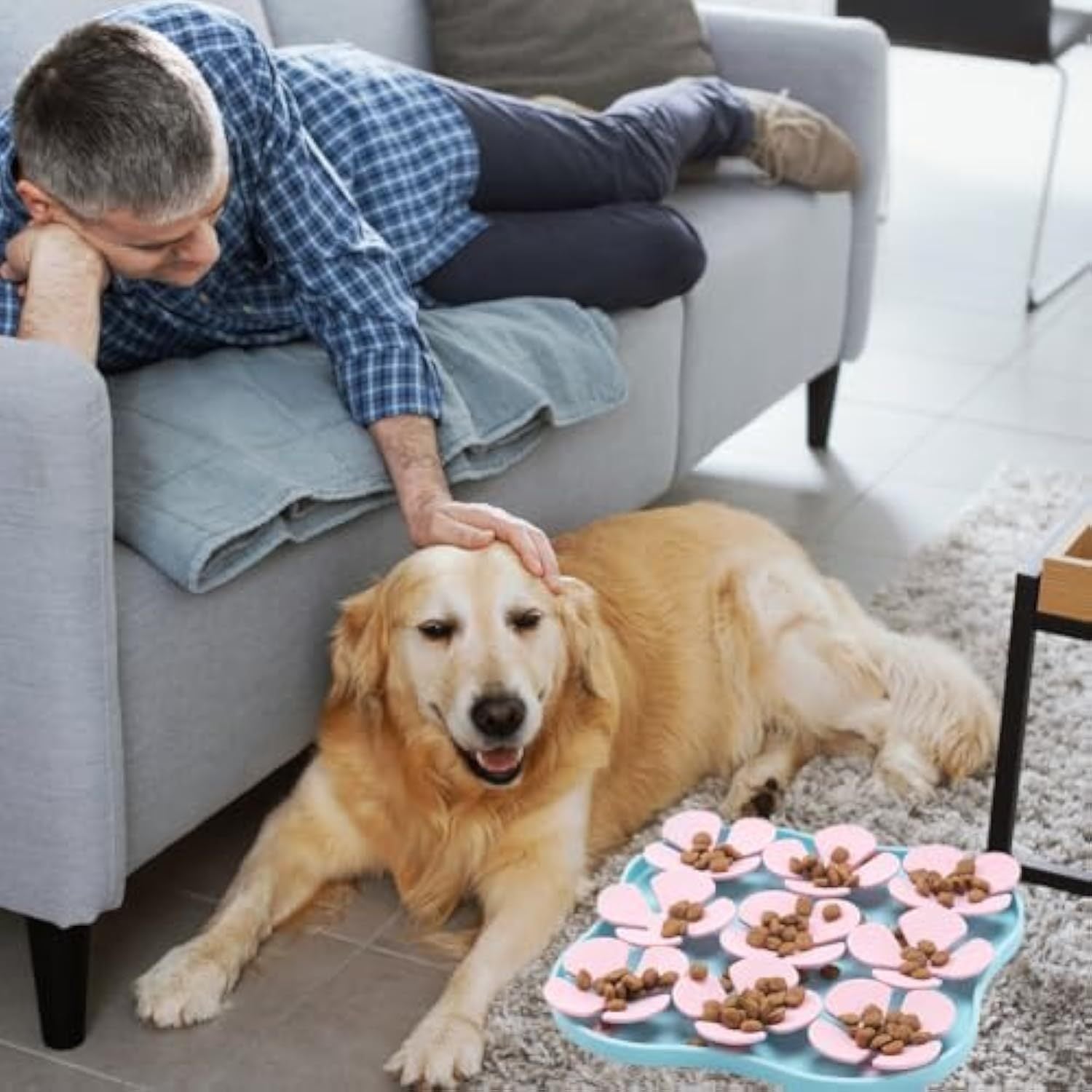 JMT-830666 Silicone Slow Feeder Mat for Dogs - Interactive Lick Pad with Suction Cups for Calming and Training