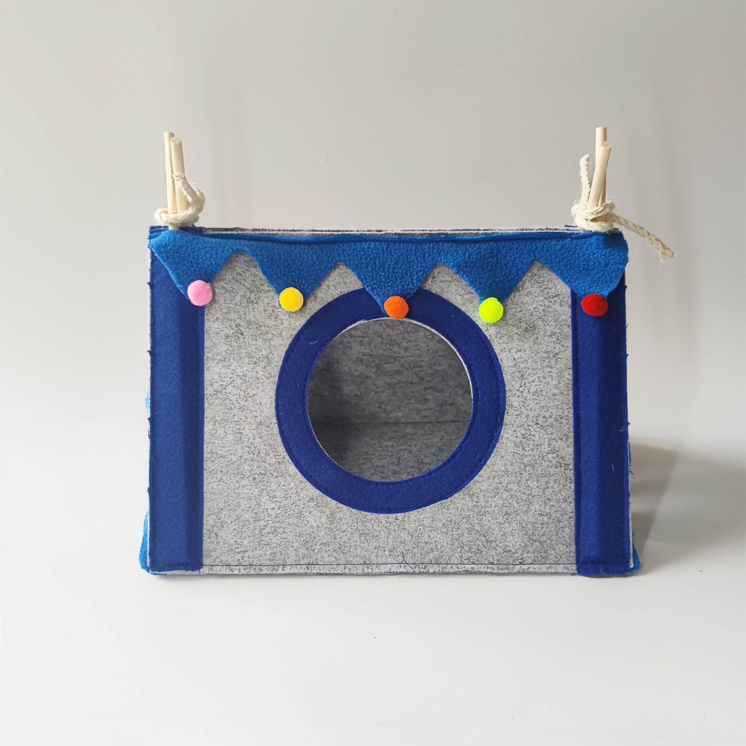 JMT-841866 Cozy Medium-Felt Corner House Tent for Small Pets - Blue, Pink, Christmas Green & Blue Options