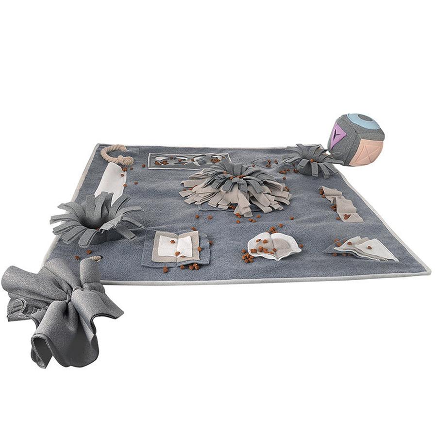 JMT-843146 Sniffing Mat for Dogs - Polar Flannel Pet Interactive Toy - 70x70CM Gray