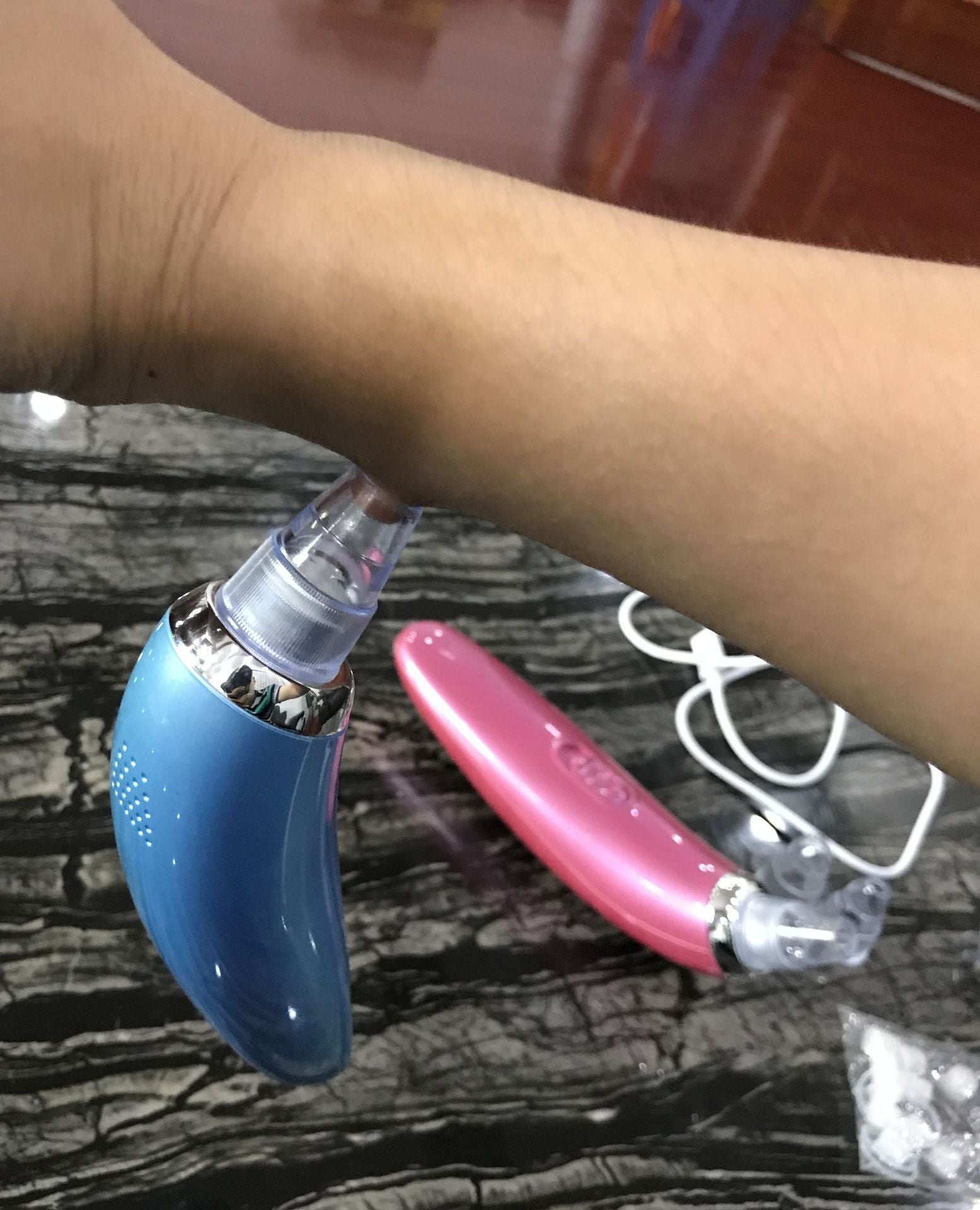 JMT-860106 USB Rechargeable Microcrystalline Blackhead Removal Instrument with ABS Body and PP Suction Head