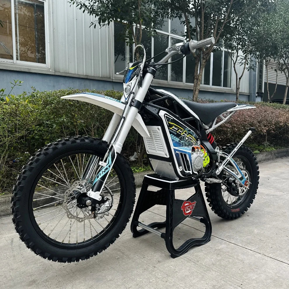 JMT-867786 High-Performance 80V Electric Dirt Bike 9 KW Power Off-Road Capable , Top Speed 27.9 mph