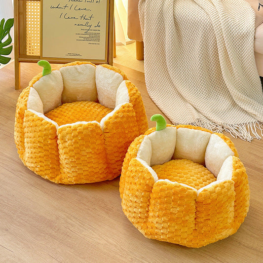 JMT-870474 Cozy Pumpkin Nest Warm Pet Mat for Cats and Small Dogs - Fall and Winter Comfort