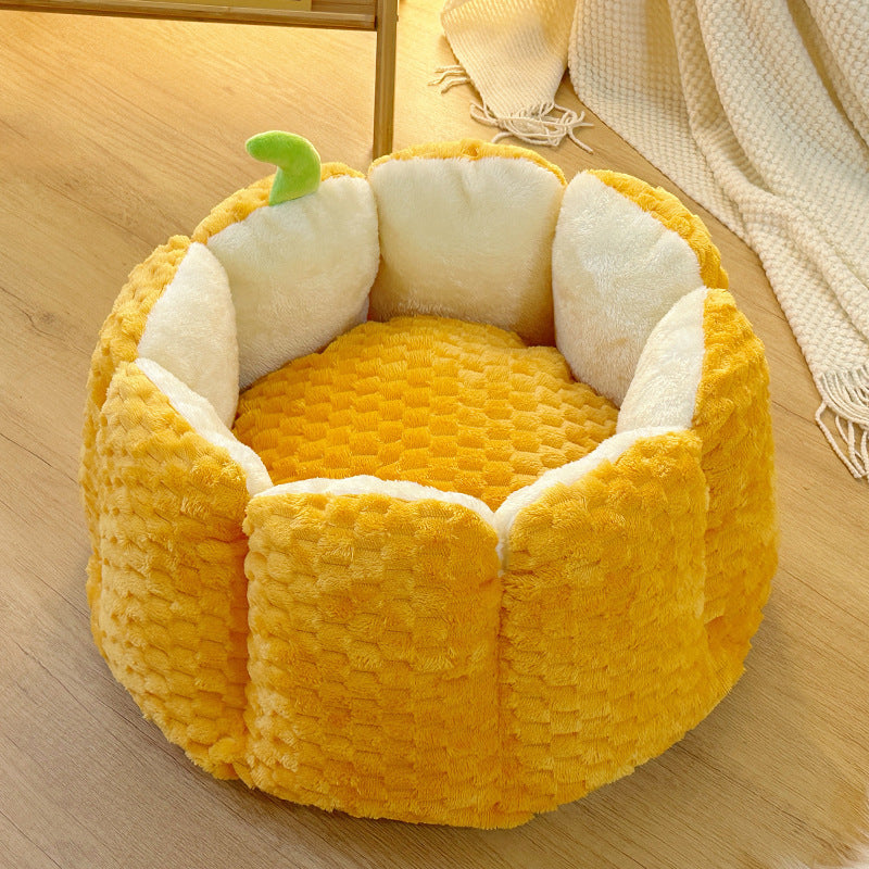 JMT-870474 Cozy Pumpkin Nest Warm Pet Mat for Cats and Small Dogs - Fall and Winter Comfort