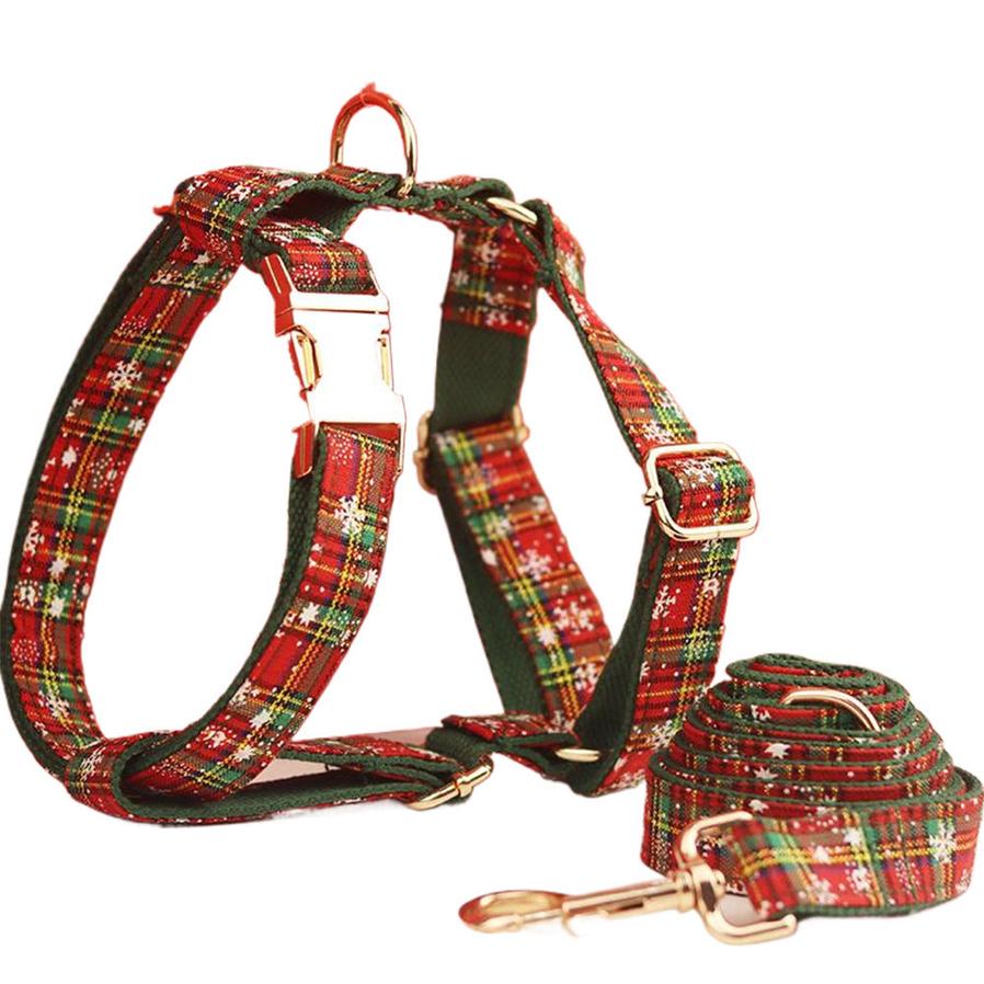JMT-873802 Green Snowflake Christmas Pet Collar Set with Leash, Bow, and Vest – Perfect for Festive Celebrations