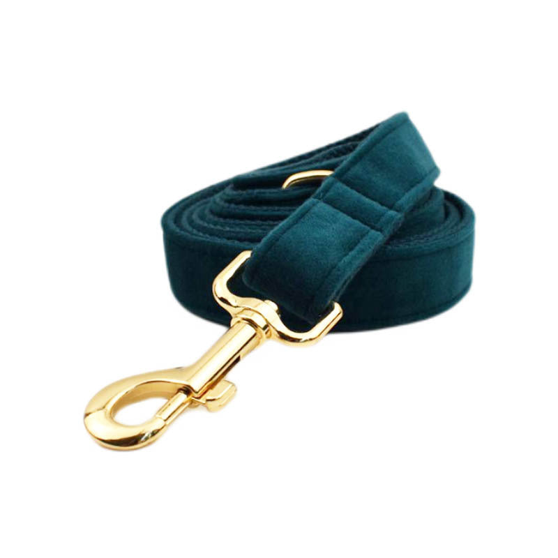 JMT-881034 Soft Fabric Velvet Pet Collar with Adjustable Sizes and Accessories