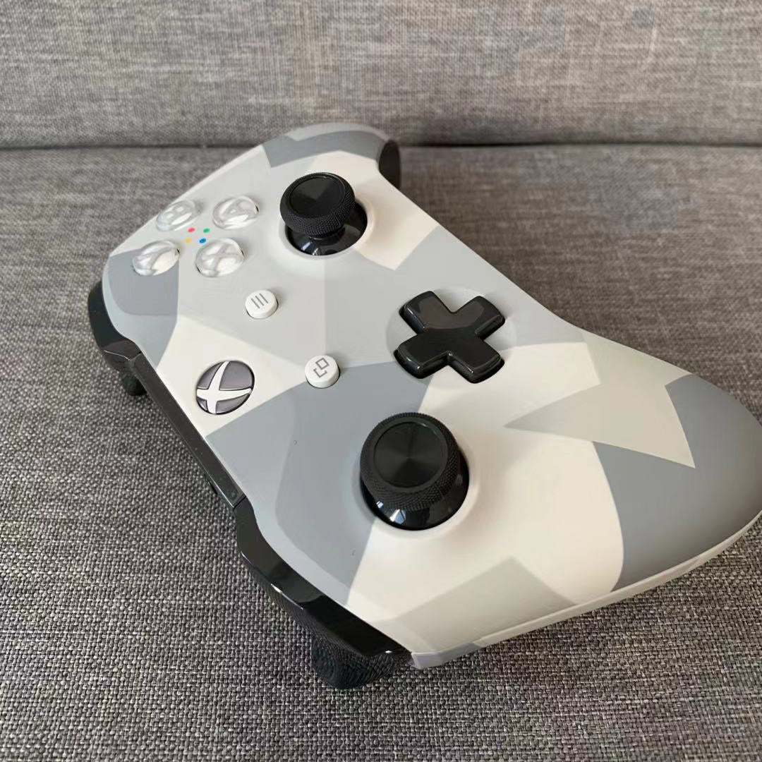 JMT-892042 Wireless Gamepad Controller - Grey, Compatible with Xbox One