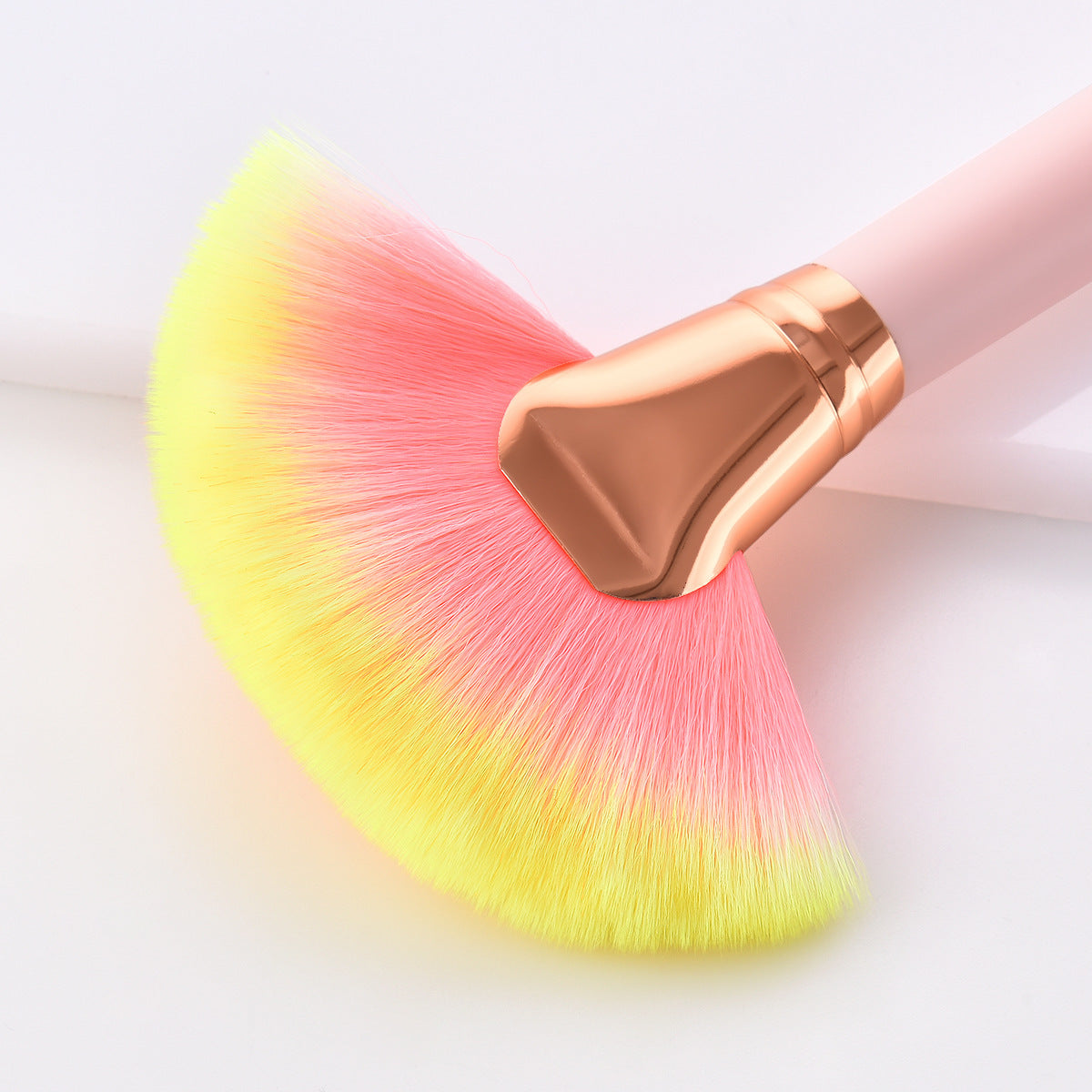 JMT-899914 12-Piece Pink Makeup Brush Set with Nylon Wool Bristles and Wooden Handles