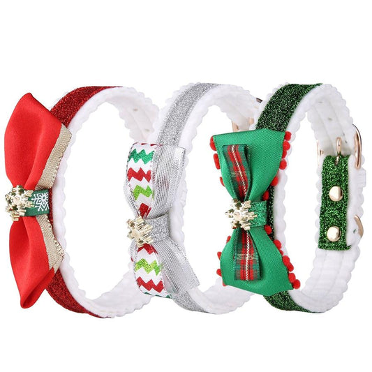 JMT-901450 Christmas-themed Cat Collar in Red, Green, and Silver Color Grid Design, Adjustable for Neck Size 25-32cm, PU Material