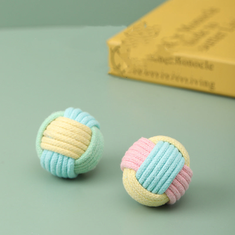 JMT-912138 Handmade Cat Hair Ball Plush Toy for Teeth Grinding and Interactive Play