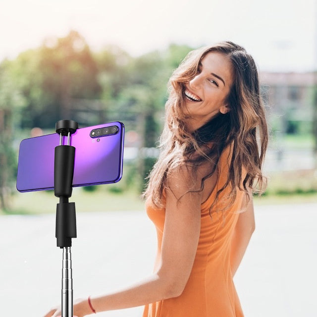JMT-932106 Extendable Selfie Tripod with Remote for Compatible iPhone Models - 730mm Length, Black or White Options