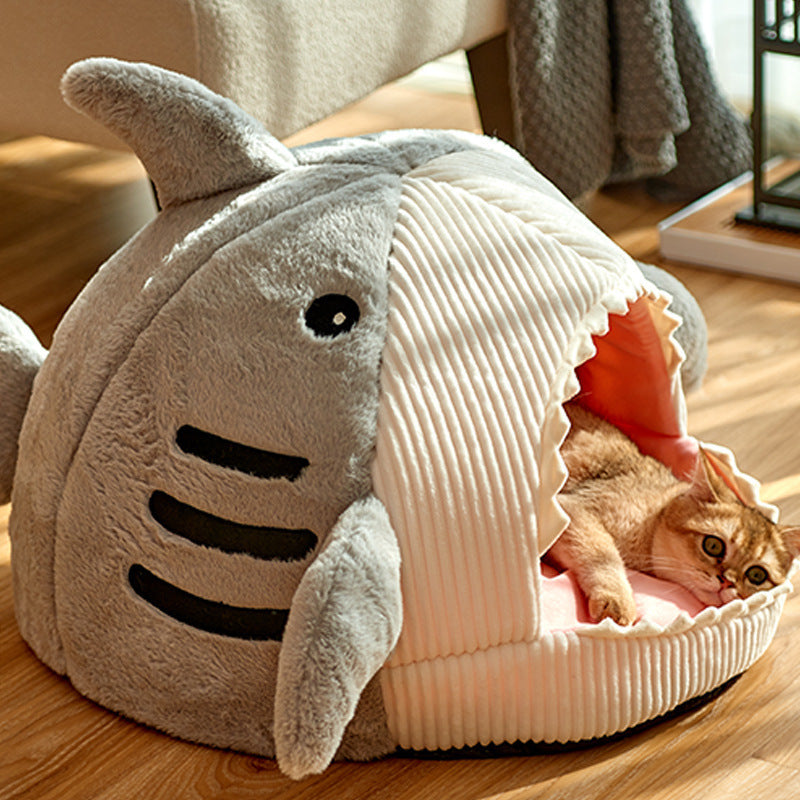 JMT-961546 Cozy Soft Shark-Shaped Hideout House for Cats
