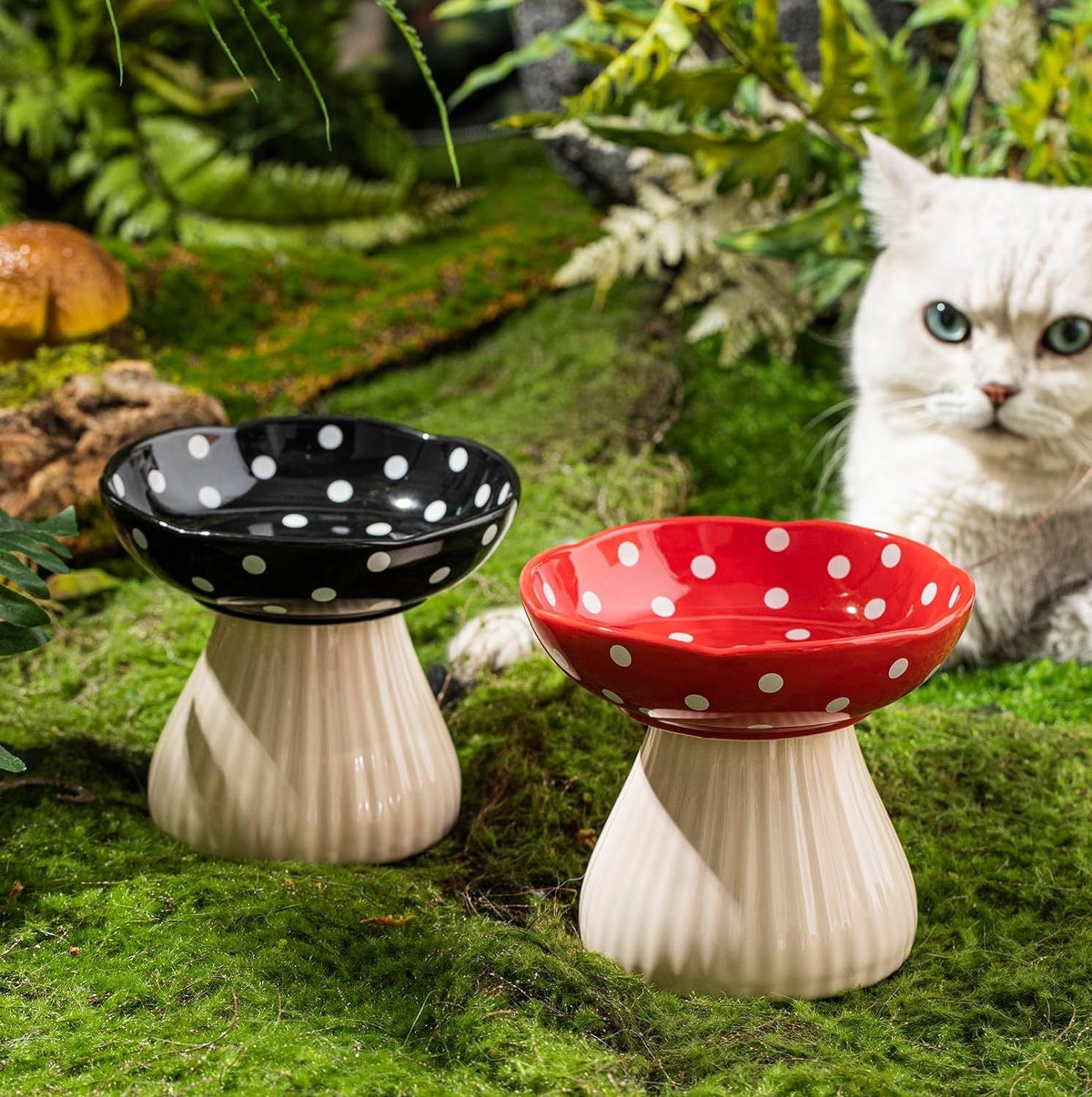 JMT-975050 Mushroom Design Ceramic Cat Bowl for Small Pets in Polka Dot Style