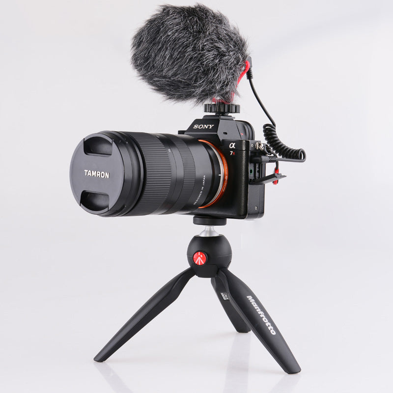 JMT-981898 Portable Tripod Stand for Mobile Phones with Live Streaming Capability