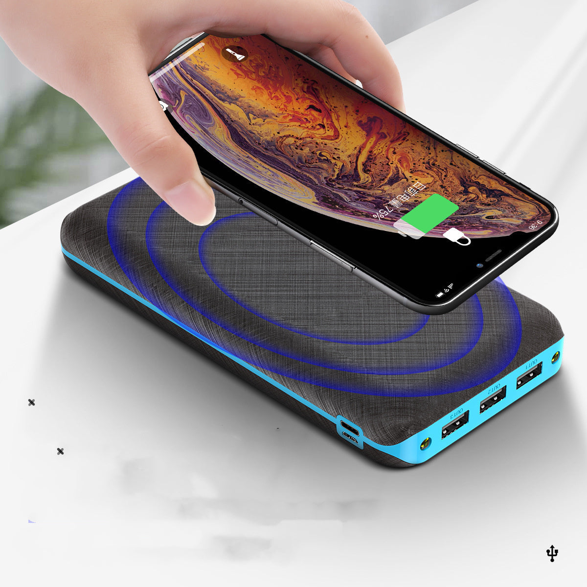 JMT-997962 Wireless Solar Charger Power Bank with LED Flashlight for Mobile Devices, 3 USB Ports, Compatible with iPhone, Xiaomi, Samsung